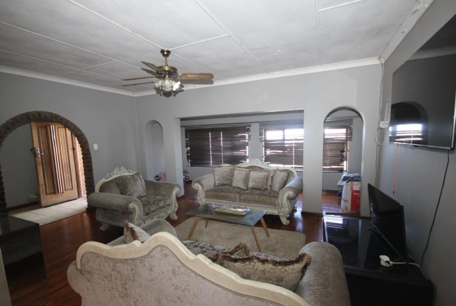 4 Bedroom Property for Sale in Sunnyridge Eastern Cape